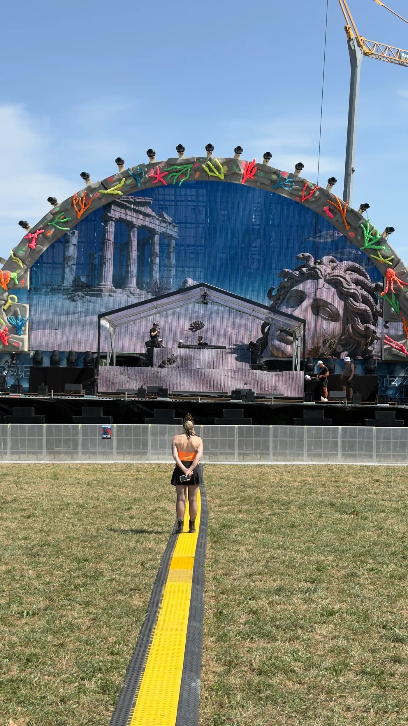 The Relevatez main stage 2026 with AI-generated Atlantis visuals on the LED arch